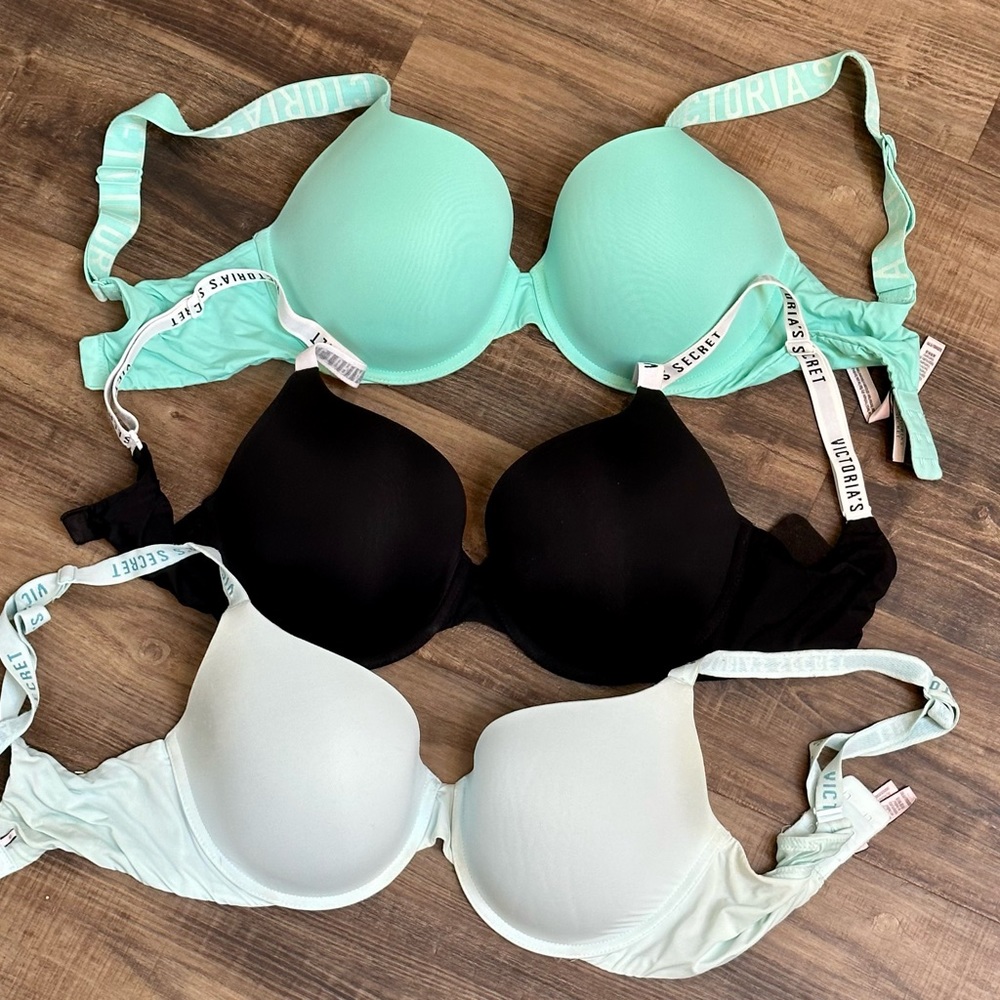 Set of 3 Victorias Secrets Bra Size 32DDD